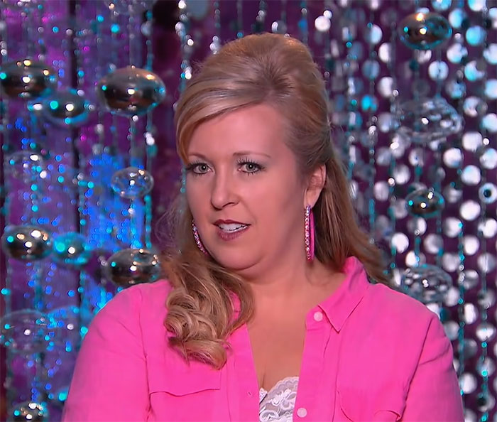 Internet Aghast Over JoJo Siwa’s Revelation Of Mother Bleaching Her Hair From Just 2 Years Old Internet Aghast Over JoJo Siwa’s Revelation Of Mother Bleaching Her Hair From Just 2 Years Old