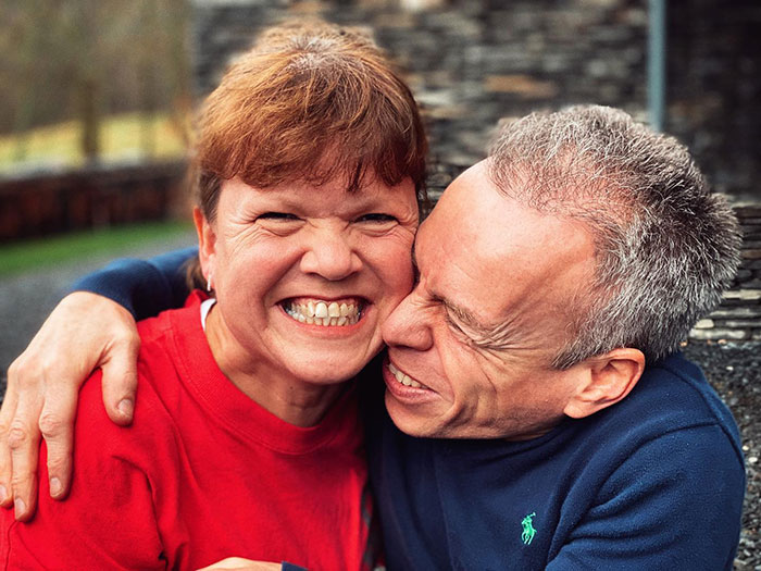 Fans Stunned After Warwick Davis Reveals His Wife Passed Away Nearly A Month Ago - 1