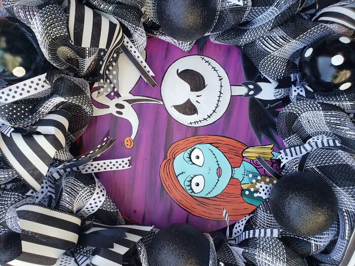 Here Are My Wreaths And Centrepiece That I Made Inspired By Pop Culture Animations - 2