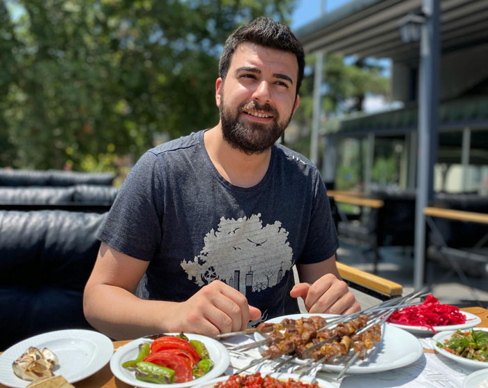 Man Upsets Wife The Day Before Her C-Section By Making Plans With Friends Without Her