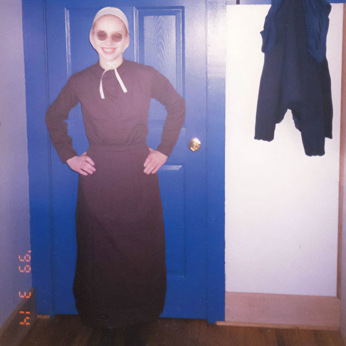 Amish Woman, Who Left Settlement At 17, Reveals How She Ended Up As A Stripper And An Addict - 2