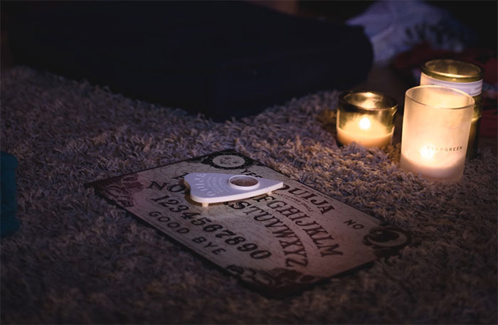 "Caught In The Act": 30 Stories Of Roommates Being Weird When They Thought They Were Alone