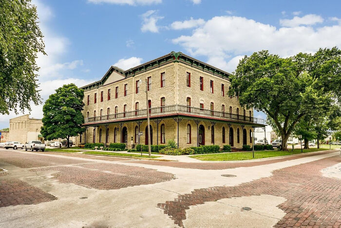 29 American Towns That Send Shivers Down Internet Folks’ Spines