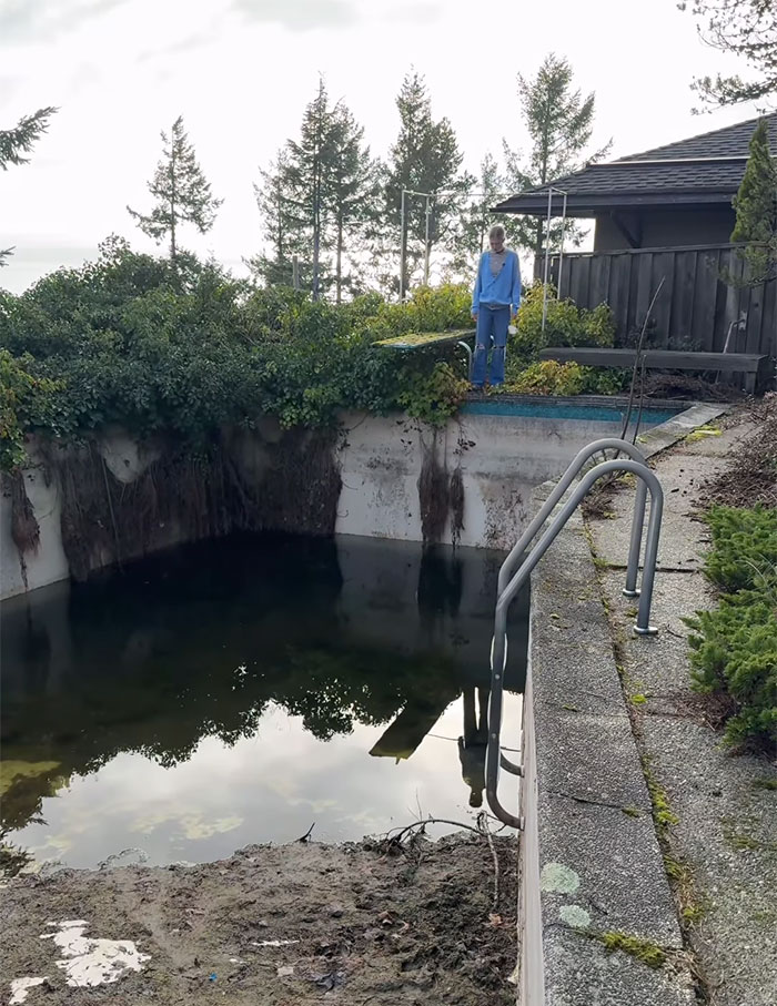 Woman Buys Abandoned House To Make Her Dream Home—It Turns Into A Nightmare Woman Buys Abandoned House To Make Her Dream Home—It Turns Into A Nightmare