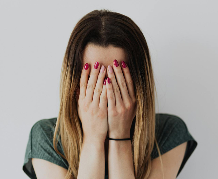 People Beg Dad To Reconsider Canceling Daughter’s Tuition After She Called His GF A “Fat Pig” People Beg Dad To Reconsider Canceling Daughter’s Tuition After She Called His GF A “Fat Pig”