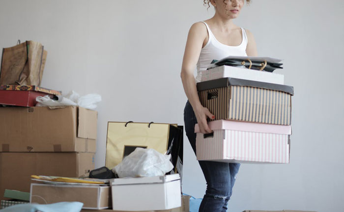 Mom Demands Teen Move Out After Her 18th B-Day, Dad Uncovers The Selfish Reason Behind It - 14