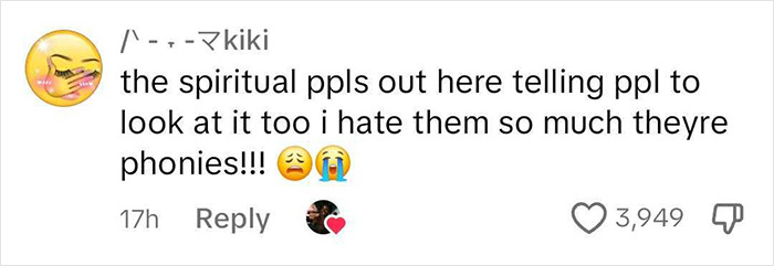 Woman Defies Warnings And Looks Straight At The Solar Eclipse, Warns Others Not To Do The Same Woman Defies Warnings And Looks Straight At The Solar Eclipse, Warns Others Not To Do The Same