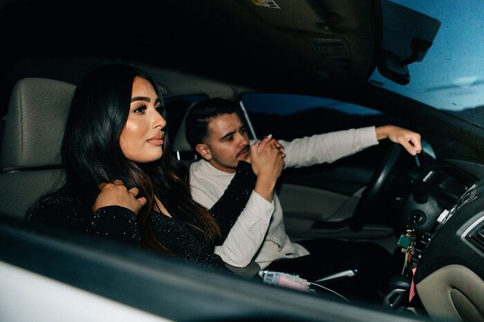 25 Things That Are Casual And Common For Women In Relationships, But Almost Never For Men 