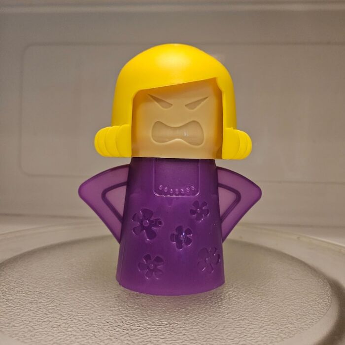 Effortlessly Clean Your Microwave With Angry Mama Microwave Cleaner