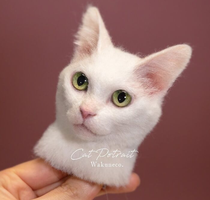 Hyper-Realistic 3D Cat Portraits From Felted Wool