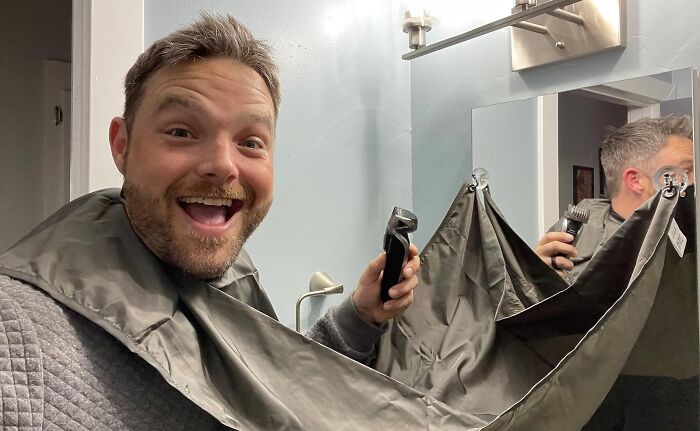 Keep Your Sink Clean With A Men's Hair Catcher For Shaving: Prevent Clogged Drains And Simplify Cleanup After Grooming