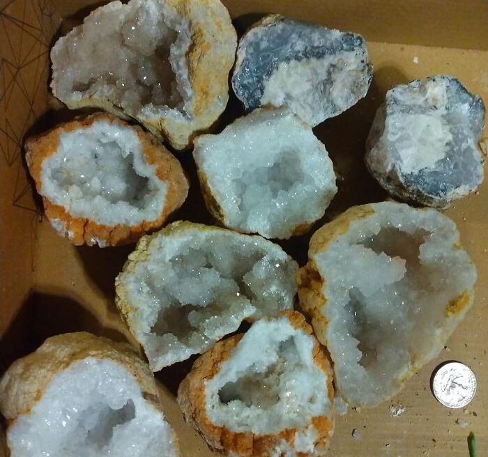 Embark On A Geological Adventure With Break Open 10 Premium Geodes: Discover Sparkling Crystals Hidden Within Each Stone