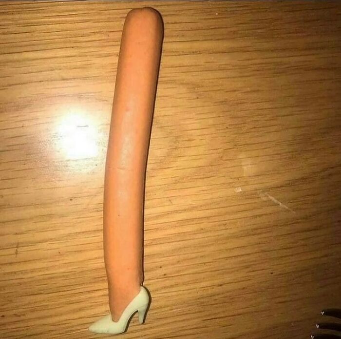 @countlips
sent By @brassacmarion
#sausage #sausageshoes