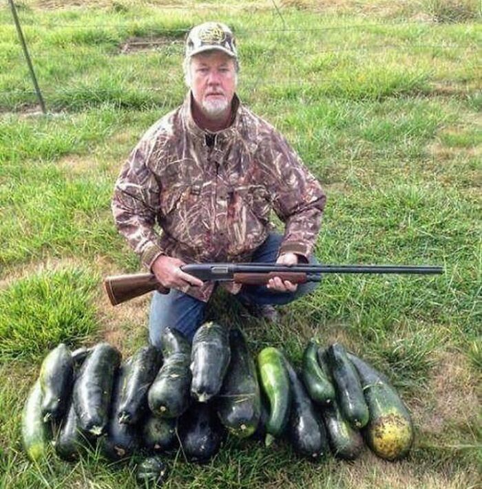 Vegan Hunter
#vegan #veganfood #vegetarian #hunter #hunt #trophy