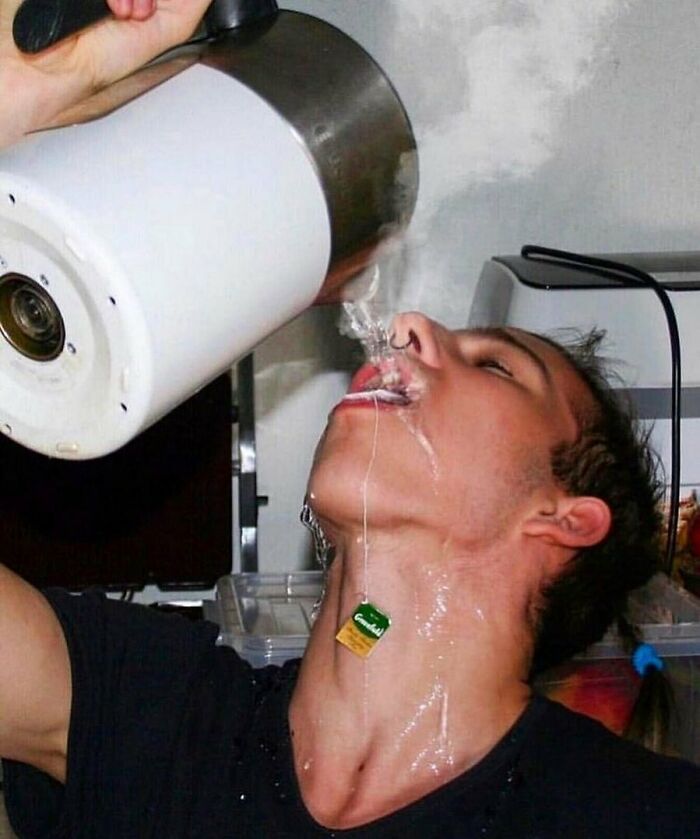 English Punks Makes The Best Tea
#englishpunk #tea #englishtea #boilerroom