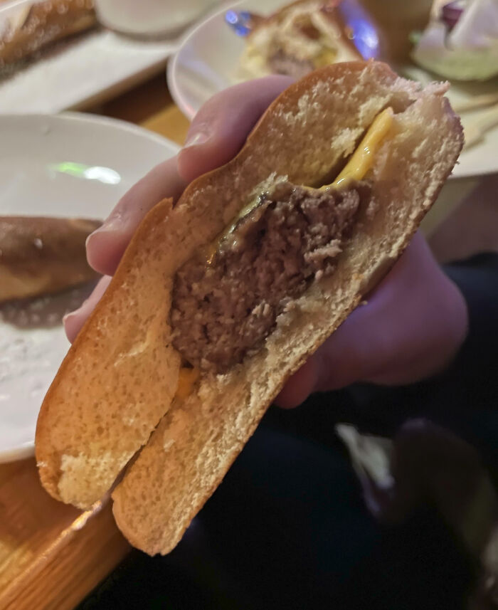 The Size Of My Sister’s Burger At Applebee’s
