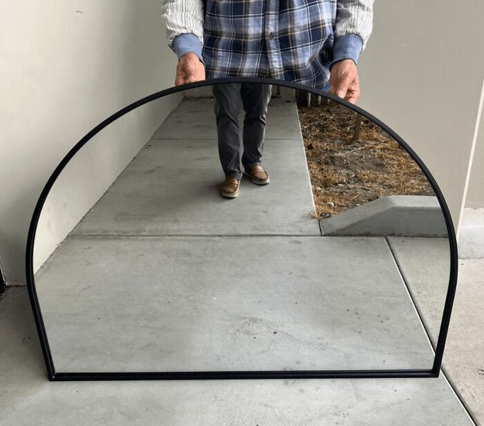 Big Mirror, Tiny Legs