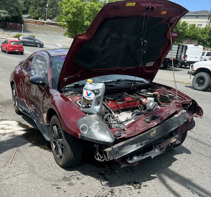 Guy Pulled Up To The Shop To Do An Oil Change