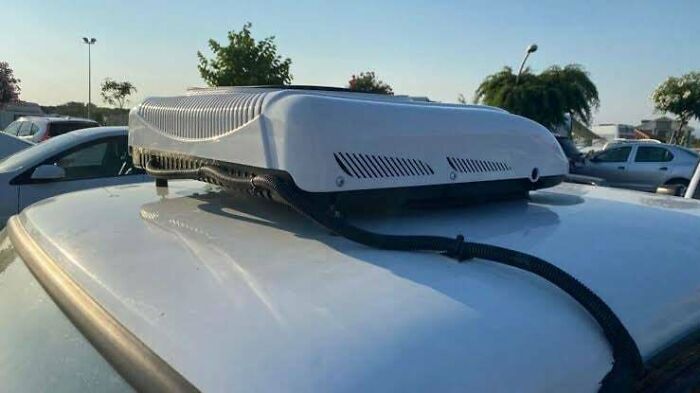 This Man Took "Couldn't Live Without Air Conditioning" Into Next Level