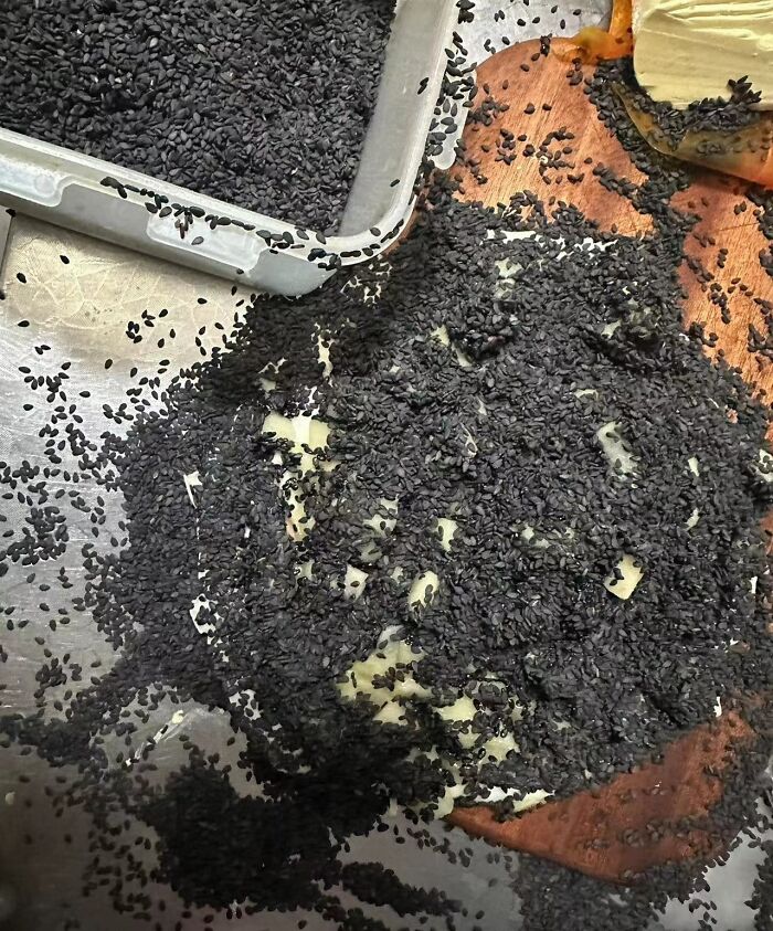 My Girlfriend Tried To Add Some Sesame Seeds To An Apple Pie