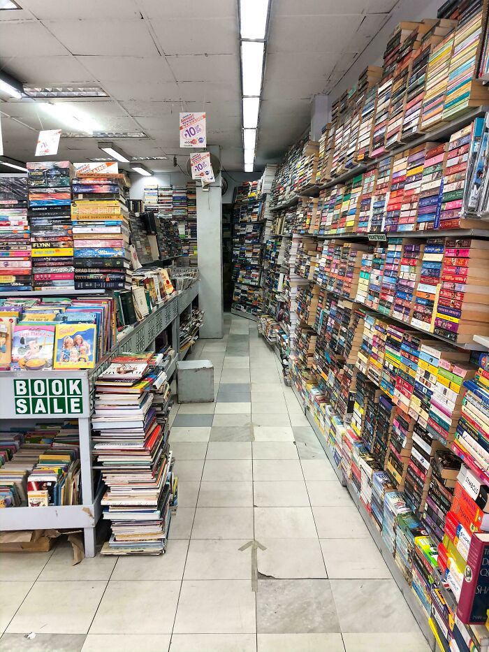 Secondhand Bookstores Are My Happy Place