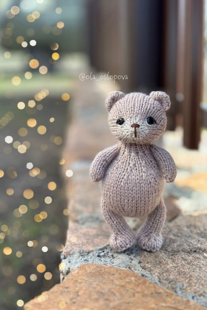 My Passion Is Knitting Heirloom Mini Bears, Here Are 8 Of Them