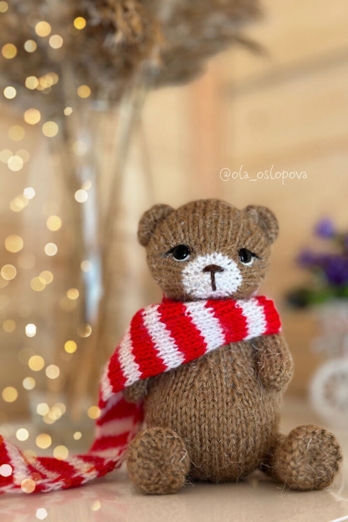 My Passion Is Knitting Heirloom Mini Bears, Here Are 8 Of Them