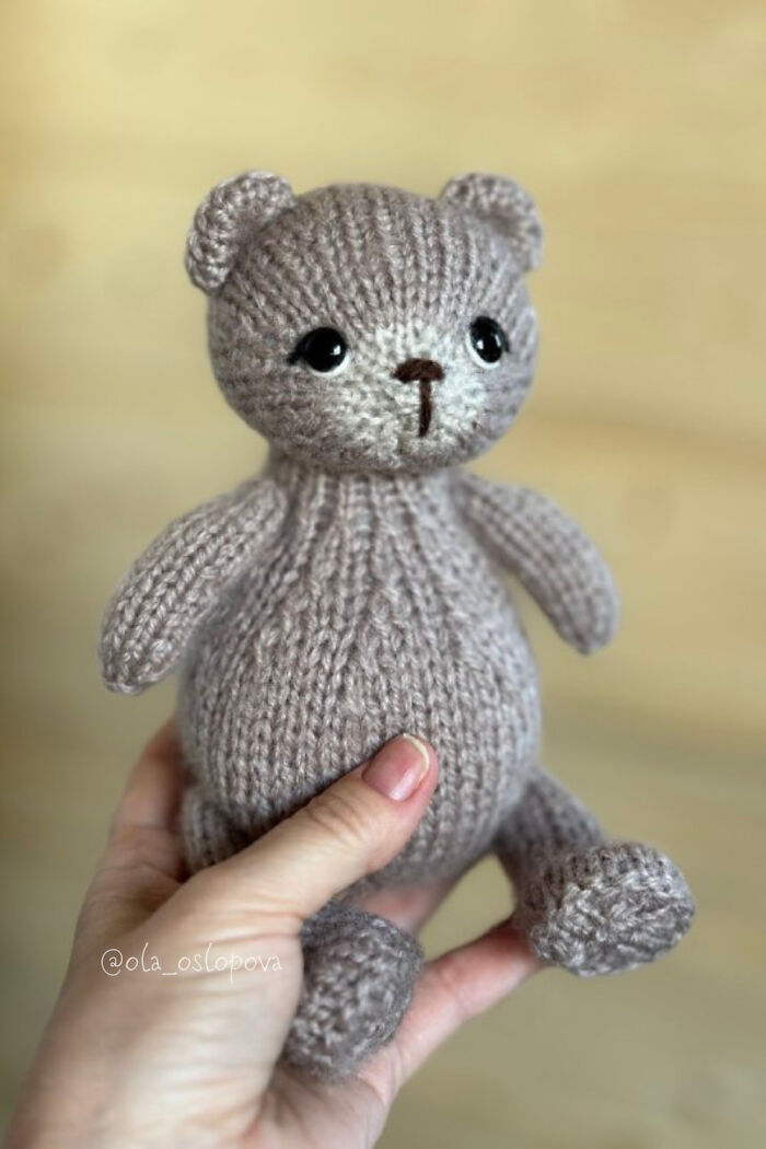 My Passion Is Knitting Heirloom Mini Bears, Here Are 8 Of Them