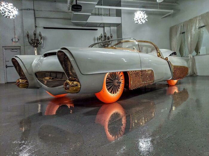 1958 Golden Sahara II W/ Goodyear Illuminated Neothane Glow Tires