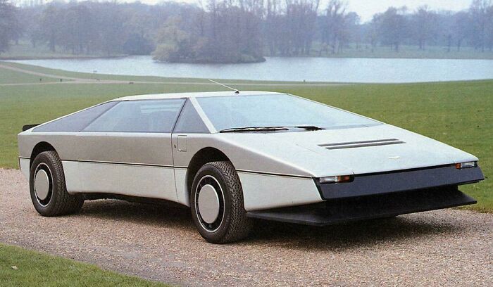 Aston Martin Bulldog Concept (1980). Cybertruck Anyone?