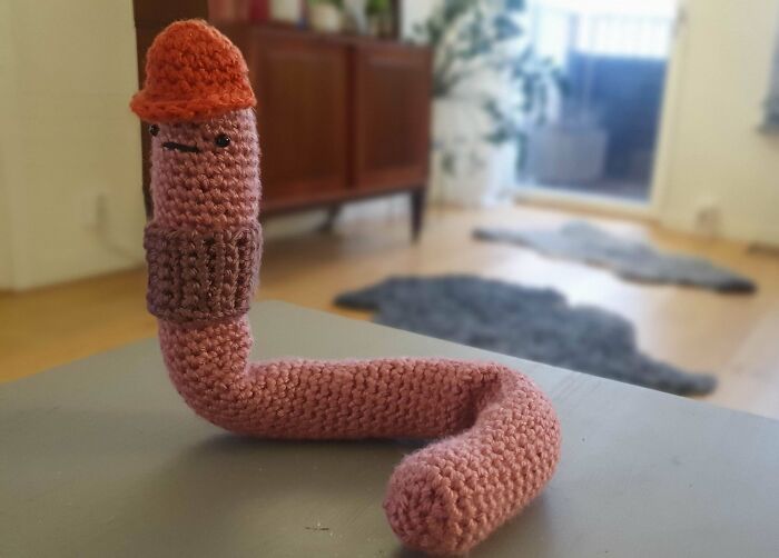 Here Is My Earthworm Will All The Hats!