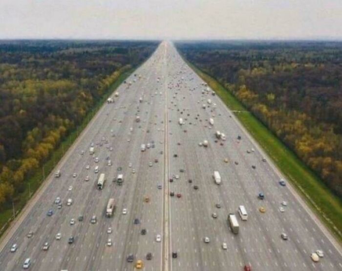 Random American Sees This And Says Nah It's Better Than A Well Working Railway Network