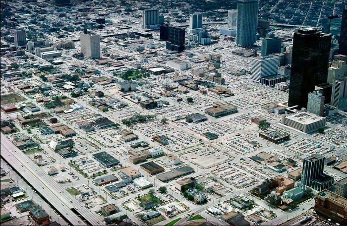 El centro de Houston en los 70 era solo aparcamientos por doquier