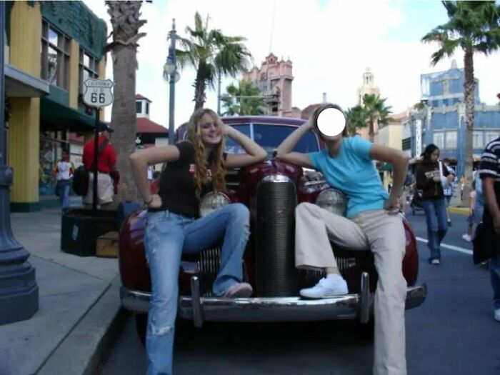 Looking Back At This Mother Daughter Photo Shoot At Disney, I Can See My Mom Was Trying So Hard To Bond With Me… Her Angsty, Awkward 13yo Daughter