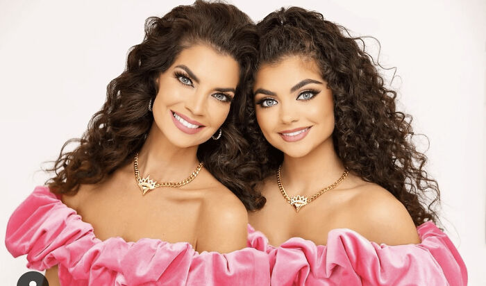 Mother/Daughter Duo Instagram Keeps Slipping Into My Algorithm :-(