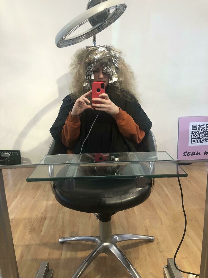 I Look Like I Have No Legs