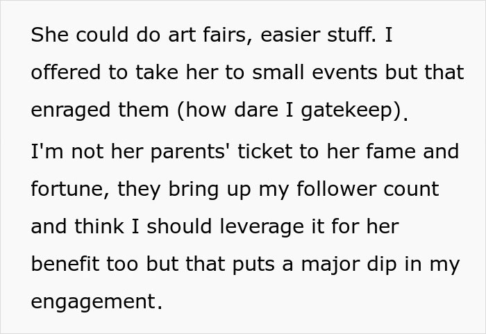 "It's Just A Hobby": Family Hijack Woman's Comic Con Table To Promote Her 8-Year-Old Niece