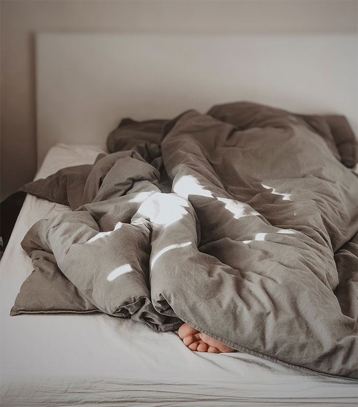 "Caught In The Act": 30 Stories Of Roommates Being Weird When They Thought They Were Alone