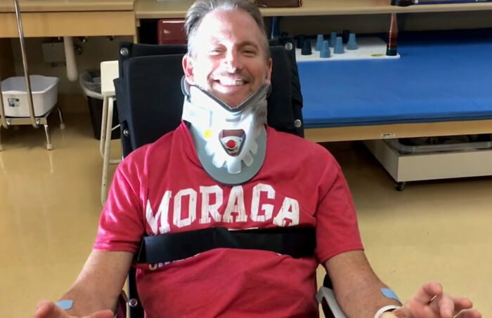 Stem Cell Treatment Helped A Man Who Was Paralyzed From The Neck Down To Stand On His Own Stem Cell Treatment Helped A Man Who Was Paralyzed From The Neck Down To Stand On His Own