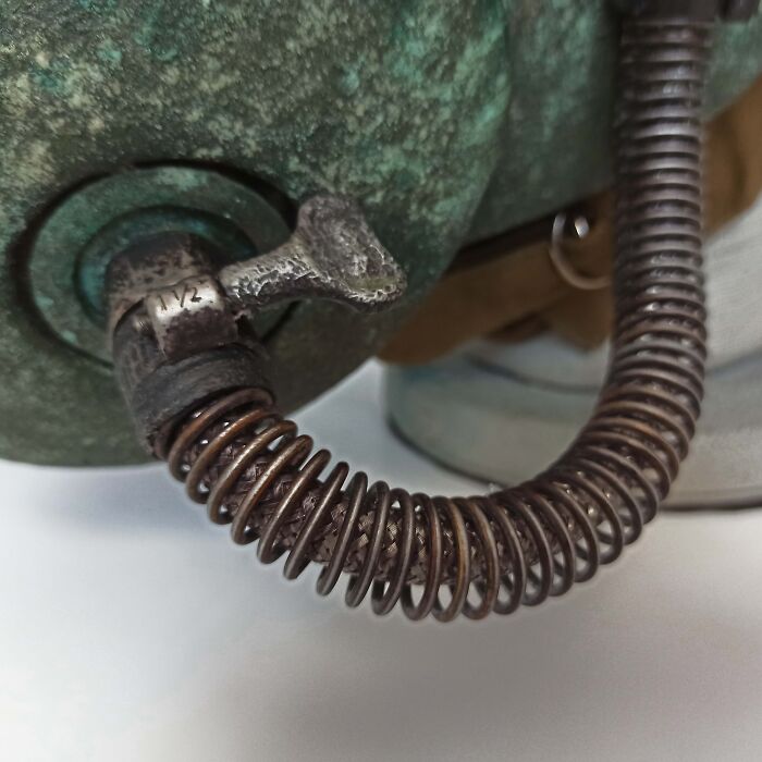 Here's What You Can Make From An Old Gas Mask And A Motorcycle Helmet (9 Pics)