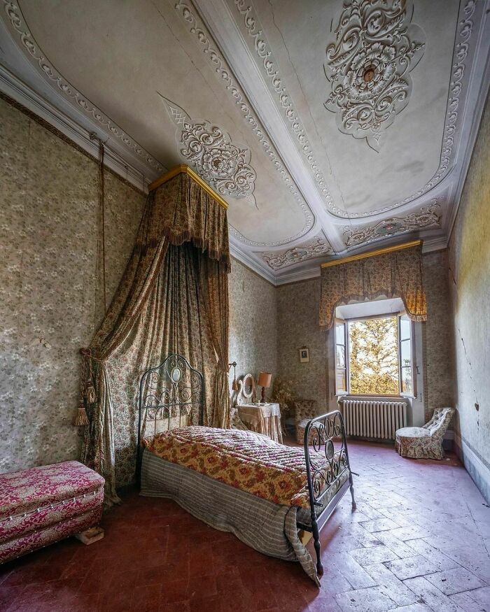 Deserted-Forgotten-Places-Pics