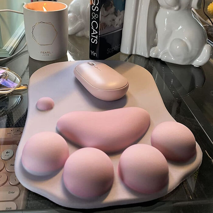 Turn Your Workspace Into A Comfort Zone With This Cute Ergonomic Cat Paw Mouse Pad