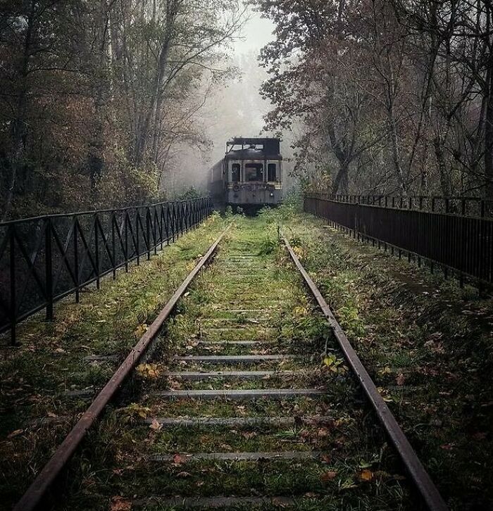 Deserted-Forgotten-Places-Pics