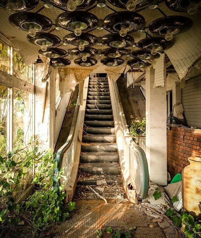 Deserted-Forgotten-Places-Pics