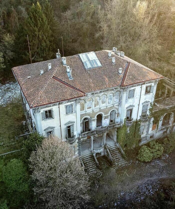 Deserted-Forgotten-Places-Pics