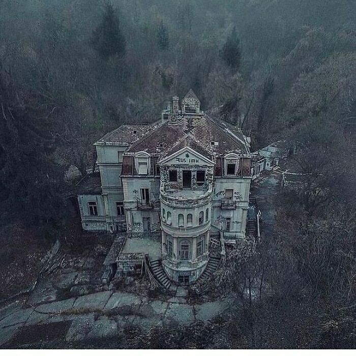 Deserted-Forgotten-Places-Pics