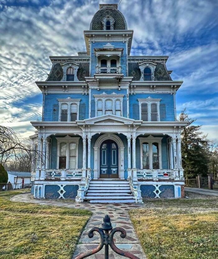 Deserted-Forgotten-Places-Pics