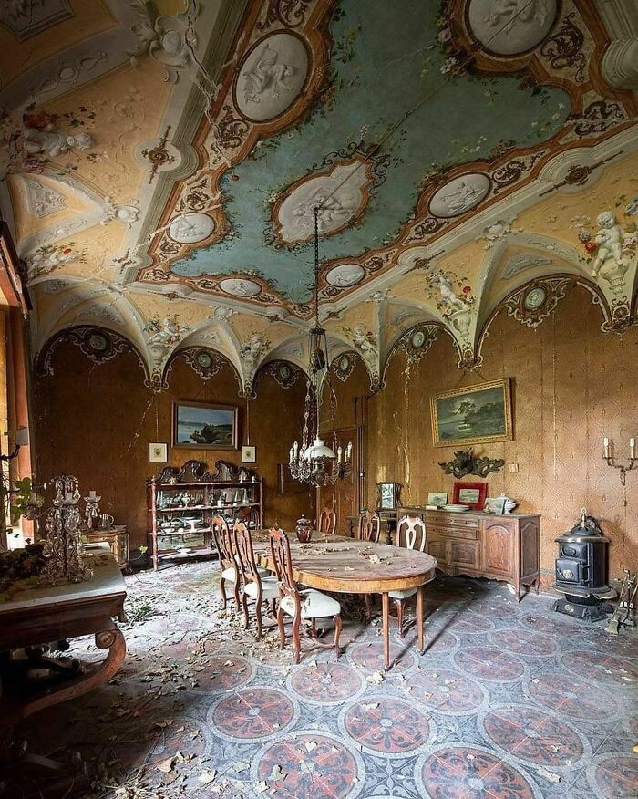 Deserted-Forgotten-Places-Pics