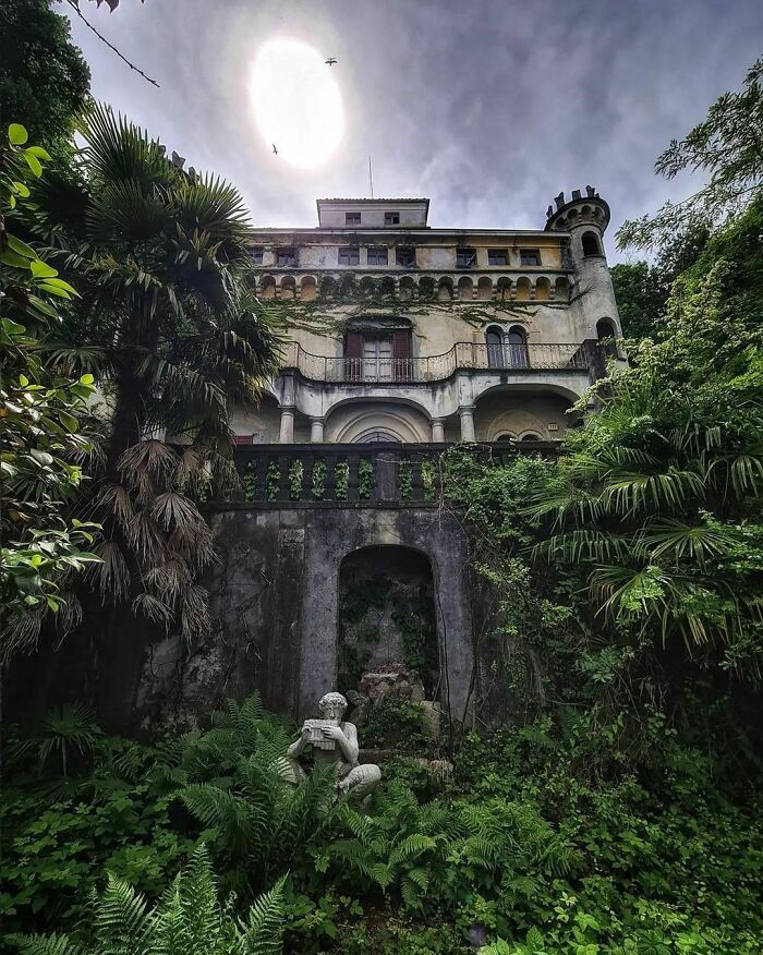 Deserted-Forgotten-Places-Pics