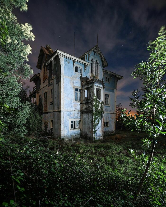 Deserted-Forgotten-Places-Pics